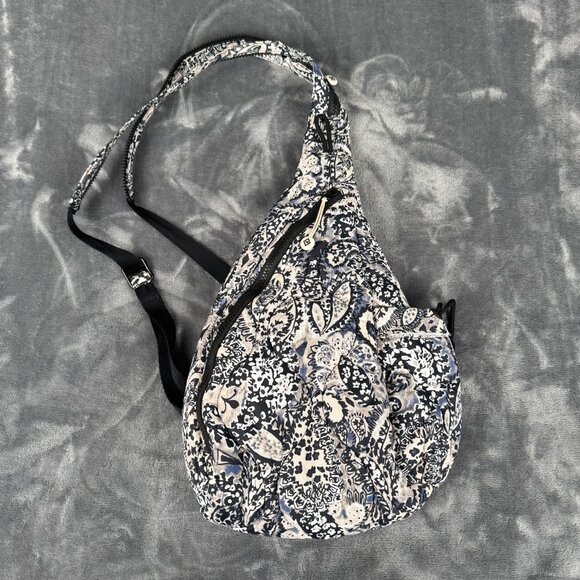 Vera Bradley Featherweight Sling Backpack Paisly Chic READ - Picture 1 of 6
